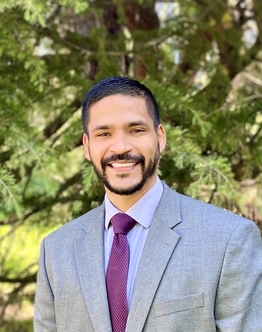 Virginia Beach dentist Rodrigo Guevara DDS